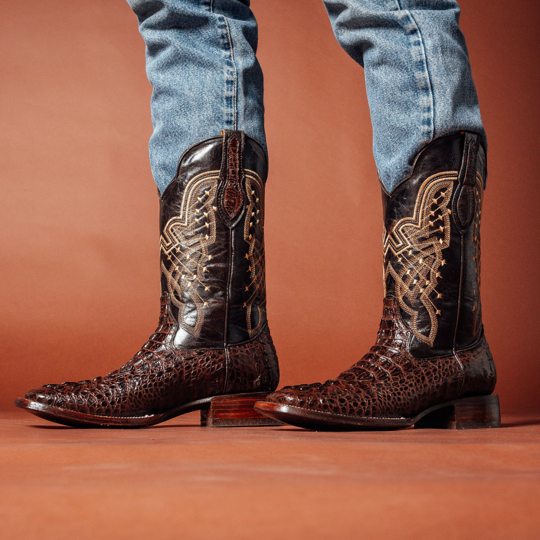 Bota Exótica Nuca de Cocodrilo Café